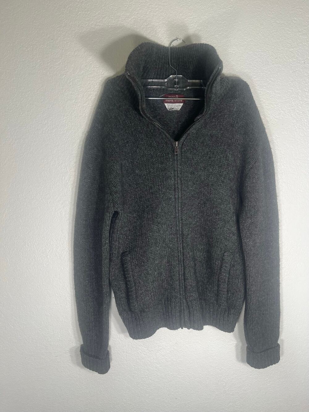 Vintage Macy's Men's‎ Store 100% Shetland Wool full-zip sweater cardigan-Medium